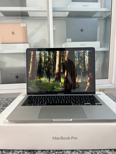 ✨MacBook Pro 2020 13inch      i5 Ram16g Ssd256gតំលៃត្រឹមតែ 429$ តែប៉ុណ្ណោះ