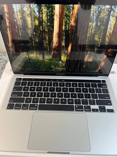 ✨MacBook Pro 2020 13inch i5 Ram16g Ssd256gតំលៃត្រឹមតែ 429$ តែប៉ុណ្ណោះ