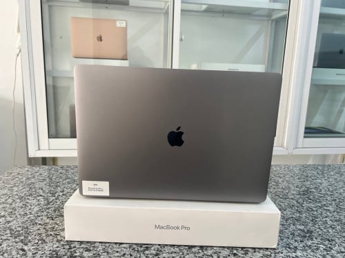 🍁Macbook Pro 2019 អេក្រង់ 16inch         i7 ram16 ssd512g < តំលៃដើម550$ >បញ្ចុះលស់តែ 530$ 🔥🚀