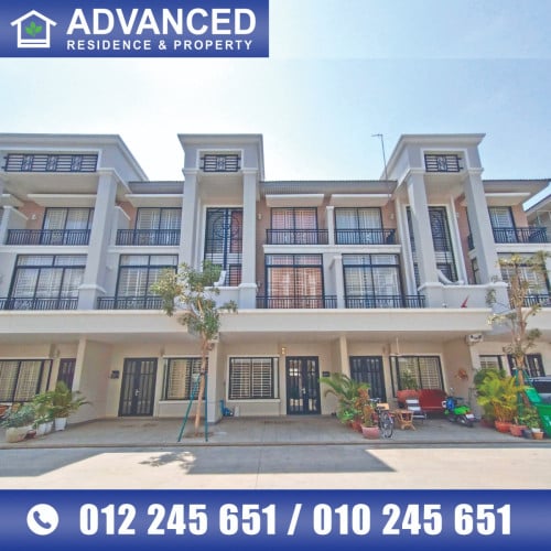 🏘 វីឡាកូនកាត់ (LA) ក្នុងបុរី ប៉េងហួត50ម ត្រូវការលក់បន្ទាន់ខ្លាំង
