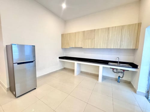 🏘 ផ្ទះអាជីវកម្ម (SH) ក្នុងបុរី វ៉ារីណាដឹសែនសុខ ត្រូវការលក់បន្ទាន់ខ្លាំង