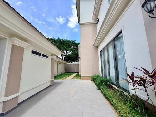🏛️ King Majestic Villa For Saleផ្ផ្ម្ល្ប៉េង​ហួត​បឹង​ស្នោរ​ | Borey Peng Huoth Boeung