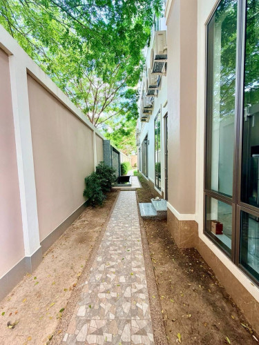 🏛️ King Majestic Villa For Saleផ្ផ្ម្ល្ប៉េង​ហួត​បឹង​ស្នោរ​ | Borey Peng Huoth Boeung