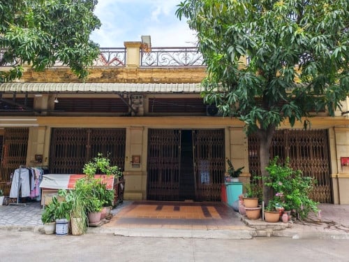 🏡 ផ្ទះលក់ បុរីពិភពថ្មី ចំការដូង+ តម្លៃលក់ : $85,000 (ចរចារ)+ ទំហំ : 4.1m x 16m