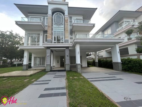 🏡 King Villa for Rent at Borey Peng Hout 60M