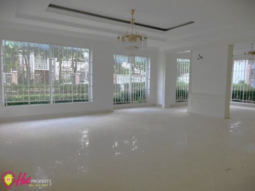 🏡 King Villa for Rent at Borey Peng Hout 60M