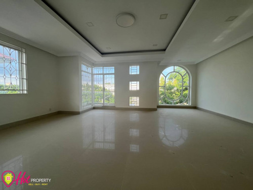 🏡 King Villa for Rent at Borey Peng Hout 60M