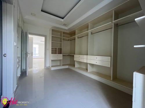 🏡 King Villa for Rent at Borey Peng Hout 60M