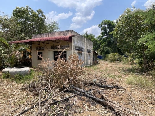 🏦House Available for Urgent Sale at a Special Price (Negotiable).