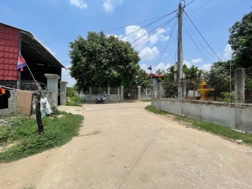 ๐ฆLand Available For Urgent Sale at a Special Price (Negotiable).