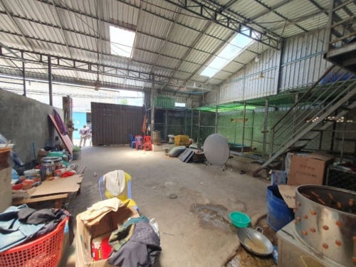 🏦Warehouse Available for Urgent Sale at a Special Price (Negotiable).