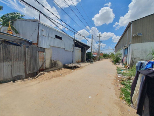 🏦Warehouse Available for Urgent Sale at a Special Price (Negotiable).
