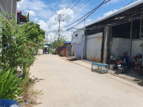 🏦Warehouse Available for Urgent Sale at a Special Price (Negotiable).