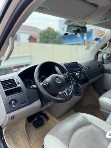 🔥VolkSwagenCaravelle015V4ម៉ាស៊ូតតួវែង កៅអុីVIPម៉ាស្សាទូរទឹកកក KTV ផ្លាកលេខកម្មង់
