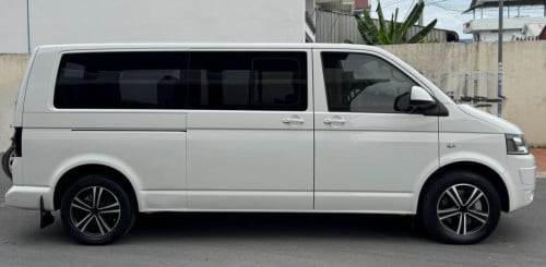 🔥VolkSwagenCaravelle015V4ម៉ាស៊ូតតួវែង កៅអុីVIPម៉ាស្សាទូរទឹកកក KTV ផ្លាកលេខកម្មង់