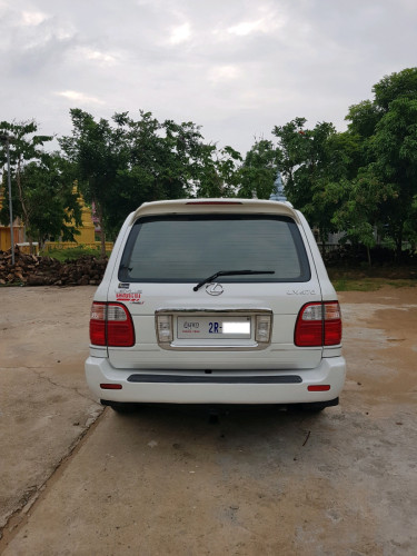 🚘ឡានលក់ Lexus LX 470  ឆ្នាំ 99 ពណ៌ ស ស៊ីន ឡានស្អាត អត់បុក អត់ប៉ះ អត់កាត់ត អត់ស្ងោរប្ដូរពណ៌