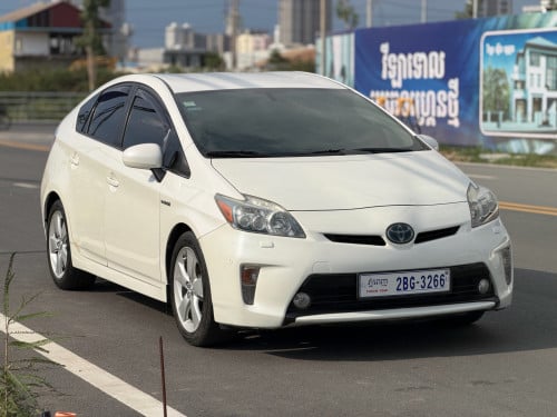 🚘Prius 2011 Option5 full Advance Technology ✅ម្ចាស់ដើម ក្នុងលឿង Auto parking