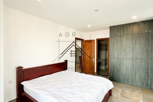2 Bedroom Apartment For Rent in Russian Market Area/ Tuol Tumpung