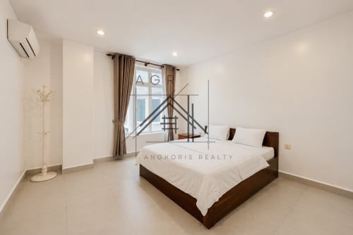 2 Bedroom Apartment For Rent in Tuol Tumpung / Russian Market Area