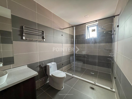 2 Bedrooms Apartment for Rent Near Russian Market