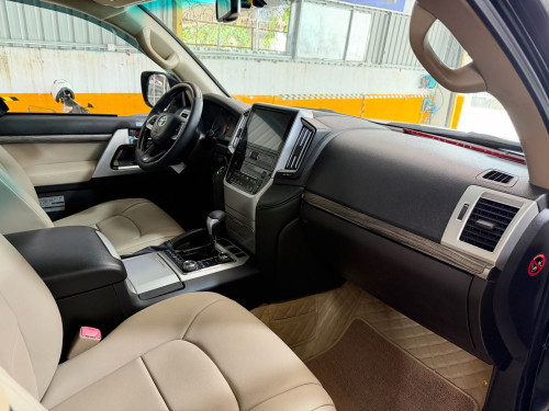 2008 Land cruise ម៉ាស៊ូត ឡើង2018 ក្នុង ក្រៅ និងឃ្លានក្រោយ Auto