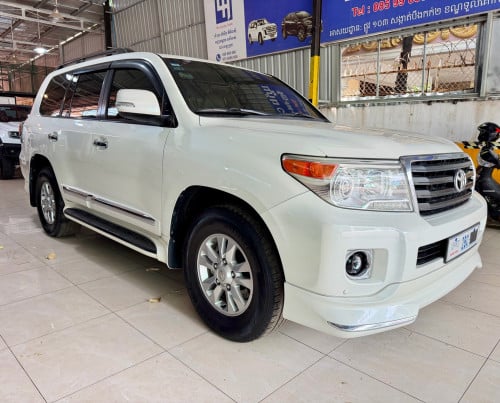 2012 Land Cruiser V6 សាំង អារ៉ាប់(full) ថ្នាំសុីនមួយជុំ
