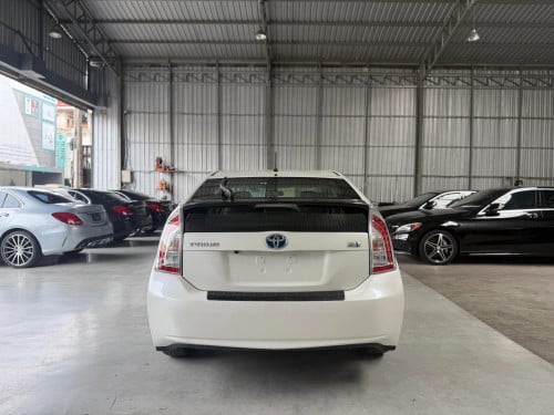 2013 Toyota Prius គ្មានប្រវត្តិបុកប៉ះ,លំដាប់មេឡាន,Autocheckពិន្ទុពេញកប់,ខាងក្នុងលឿង