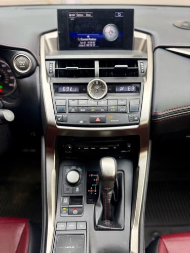 2017 LEXUS NX200T FSPORT 6Button ក្នុងCherry 🍒