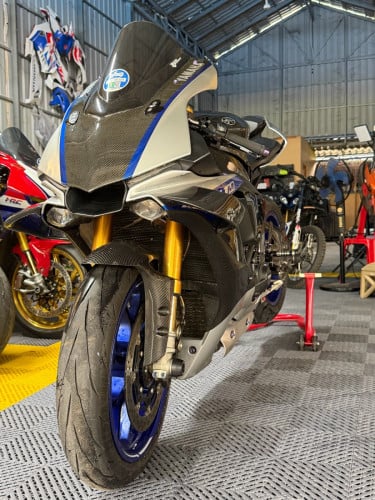 2017 yamaha  R1m  Full tax