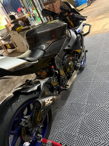 2017 yamaha  R1m  Full tax