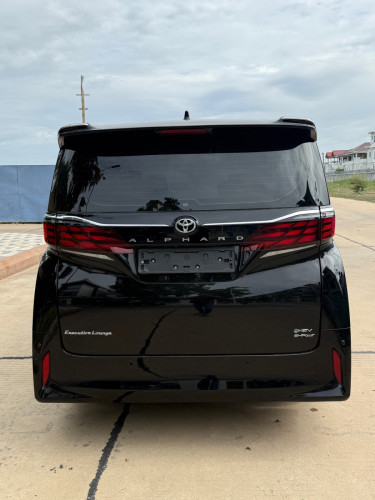 2024 Alphard Executive lounge Spec កូរ៉េ