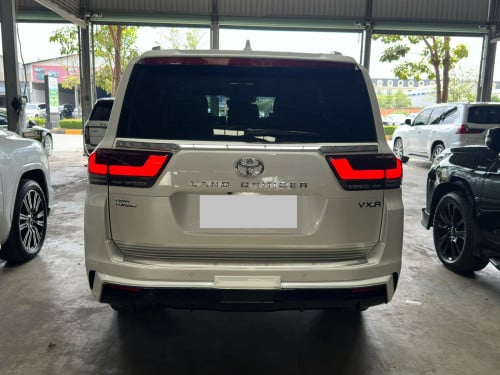 2025 LAND CRUISER VX.R TWIN TURBO