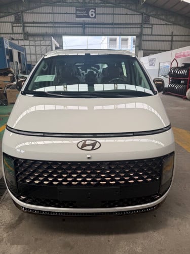 2025 Staria 9seat vip
