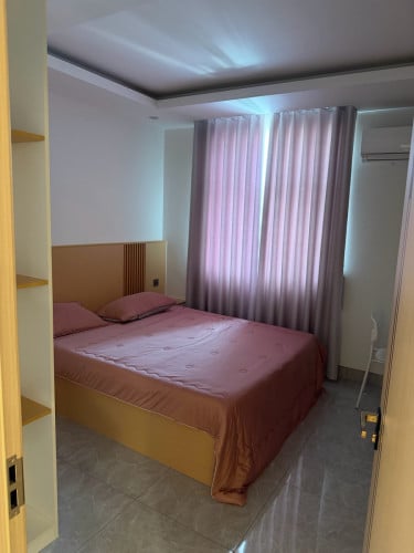 22nd floor condo for rent