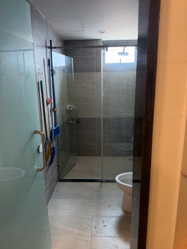 22nd floor condo for rent
