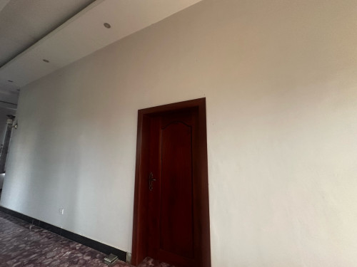 280000$ចចារ ទីតាំងល្អជិតផ្សារឡាន