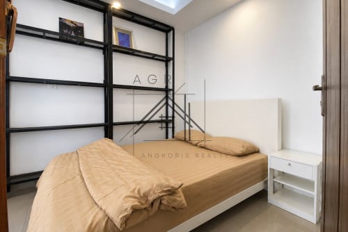 3 Bedroom Duplex Apartment For Rent in BKK3