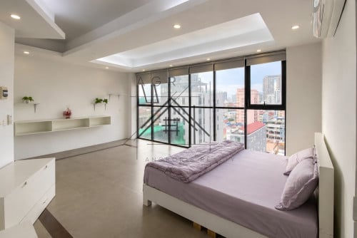 3 Bedroom Duplex Apartment For Rent in BKK3