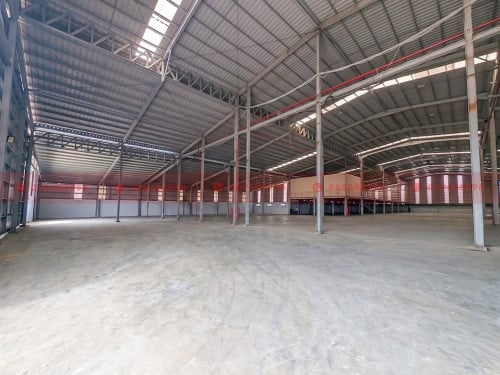 3645 Sqm Warehouse For Lease On A Major Road In Kouk Roka, Prek Pnov