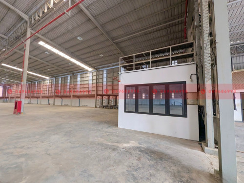 3645 Sqm Warehouse For Lease On A Major Road In Kouk Roka, Prek Pnov