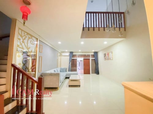 4 BR Link Villa For Rent In Borey Elite Town