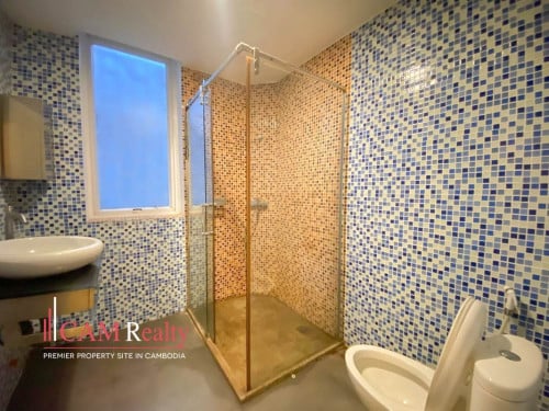 4 BR Link Villa For Rent In Borey Elite Town