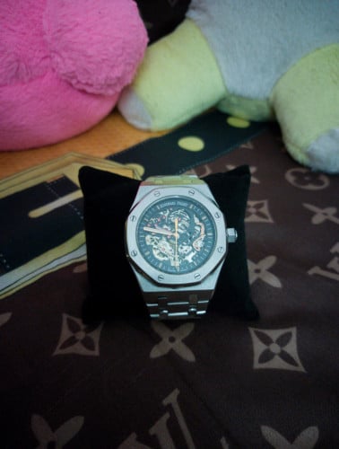 70$ នាឡិការ AP watch ម៉ាស៊ីនអូតូ