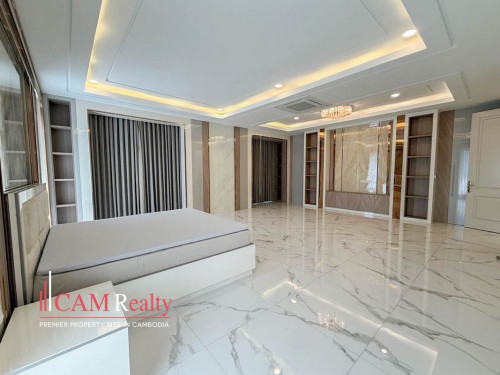 8 BR Queen Villa – V3 For Rent In Borey Peng Huoth The Star Platinum Eco Melody