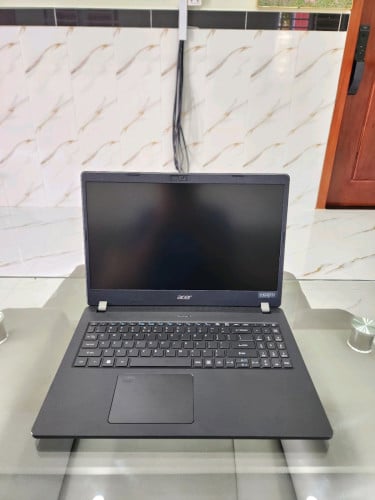 Acer TravelMate ស្អាត 99%