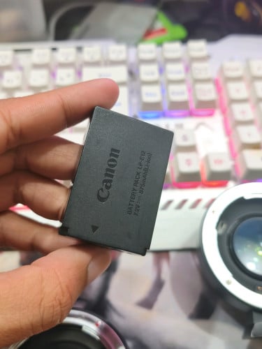 Adapter: Viltrox / Mekei - EF-M, M50mk2 original battery(Canon)