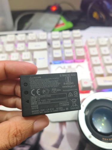Adapter: Viltrox / Mekei - EF-M, M50mk2 original battery(Canon)