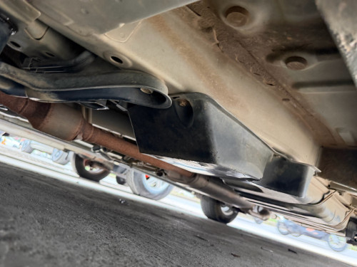 Alphard 010 V4ប៉ុង1ទ្វាអូតូសងខាងសសុីនអាចរំលស់សុត100%បាន25ខេត្តក្រុង