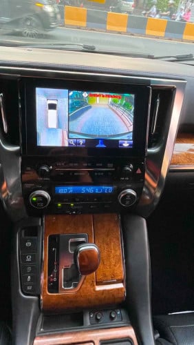 Alphard 017 executive lounge