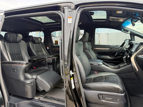 Alphard ឆ្នាំ2019 V6 ឆ្វេងសុីន